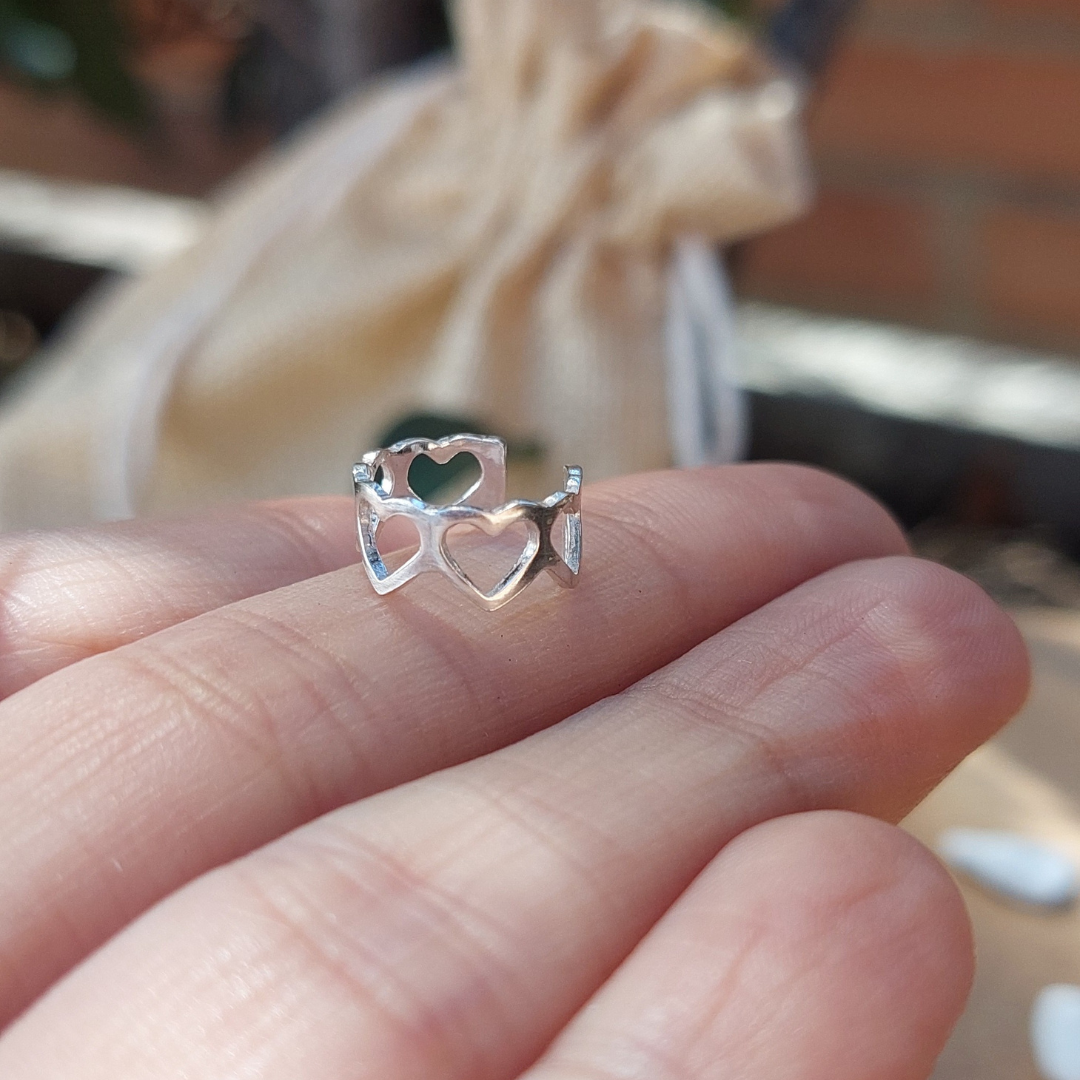 Earcuff Hilo de Corazones