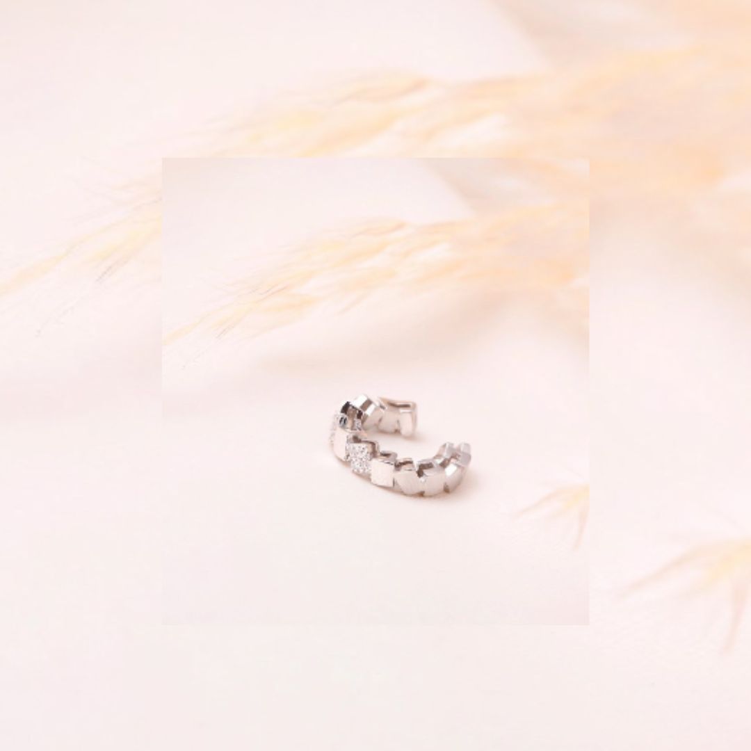 Earcuff Cuadritos Plateado