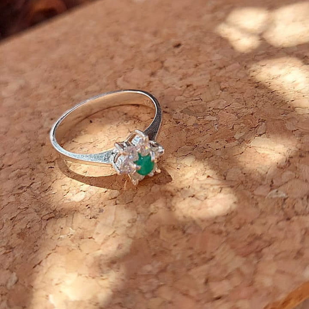 Anillo Esmeralda Marquesa