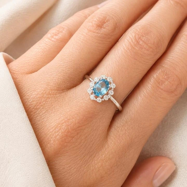 Topacio Sky Blue Natural de 0.76 ct en Plata