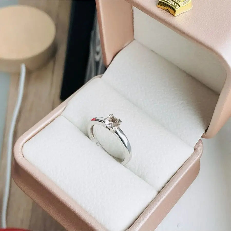 Morganita de 0,31 ct en Plata Rodinada