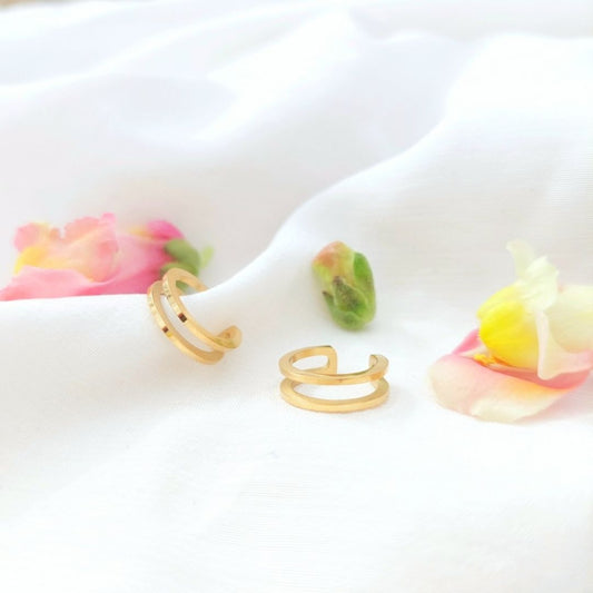 Earcuff doble línea dorado