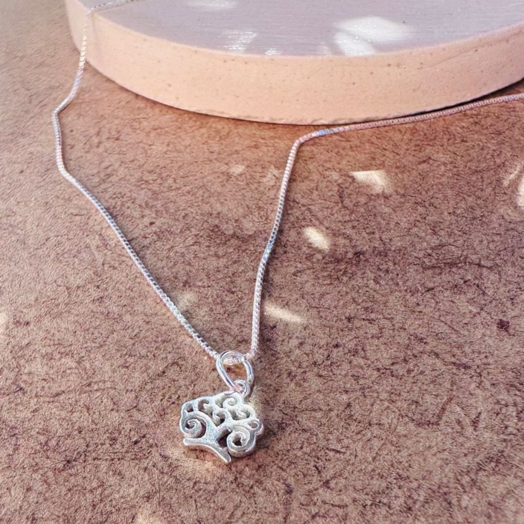 Cadena con dije Árbol de la Vida