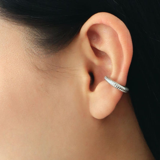 Earcuff Gusanito Plateado
