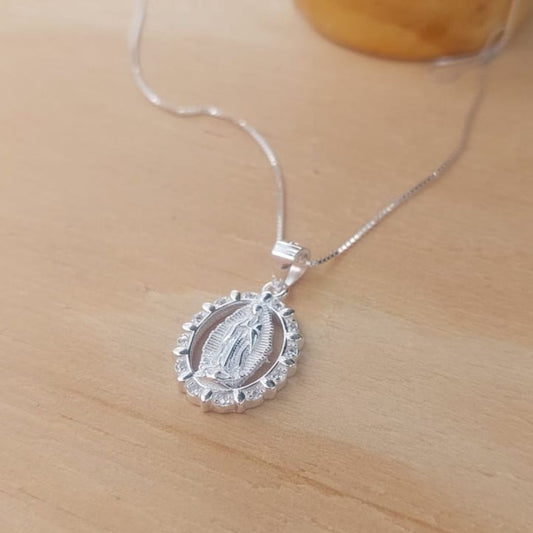 Cadena con Dije Virgen 15mm