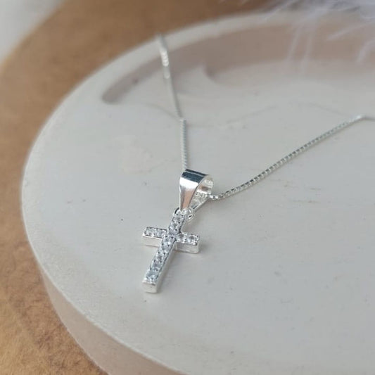 Cadena con dije Cruz 1.2cm