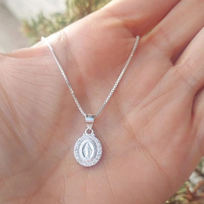 Cadena con Dije Virgen 1cm