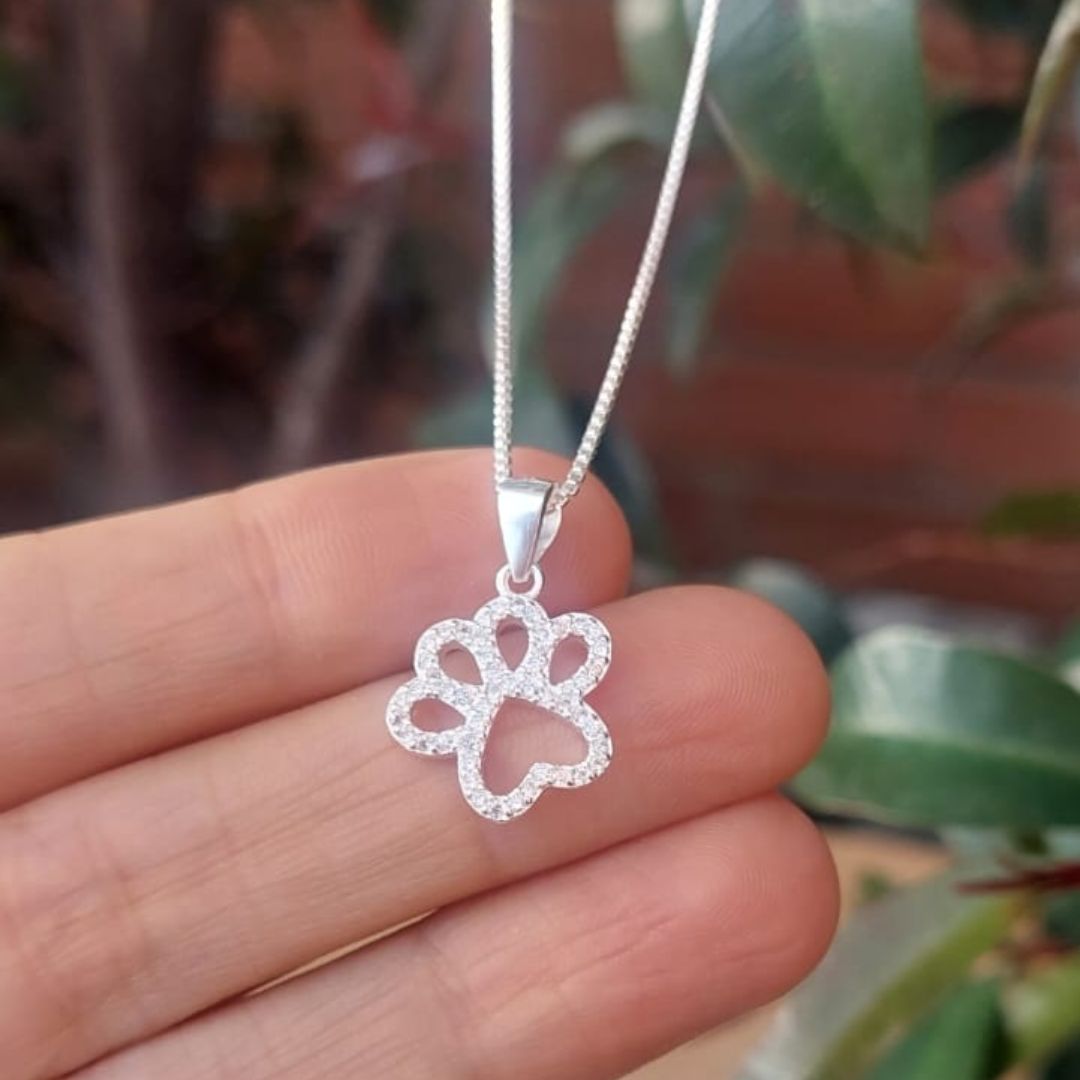 Cadena y dije huella con circones