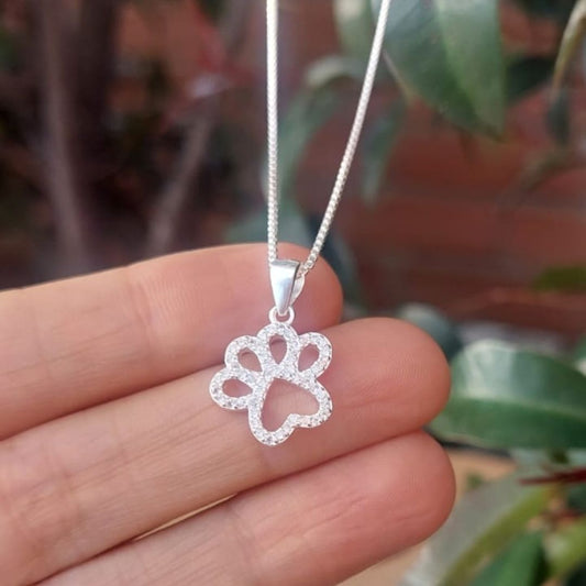 Cadena y dije huella con circones