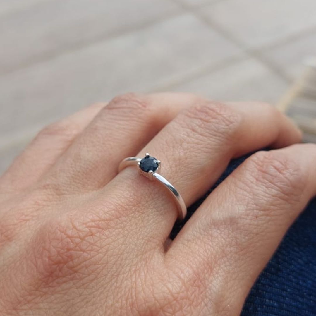 Anillo con Zafiro 0.37ct