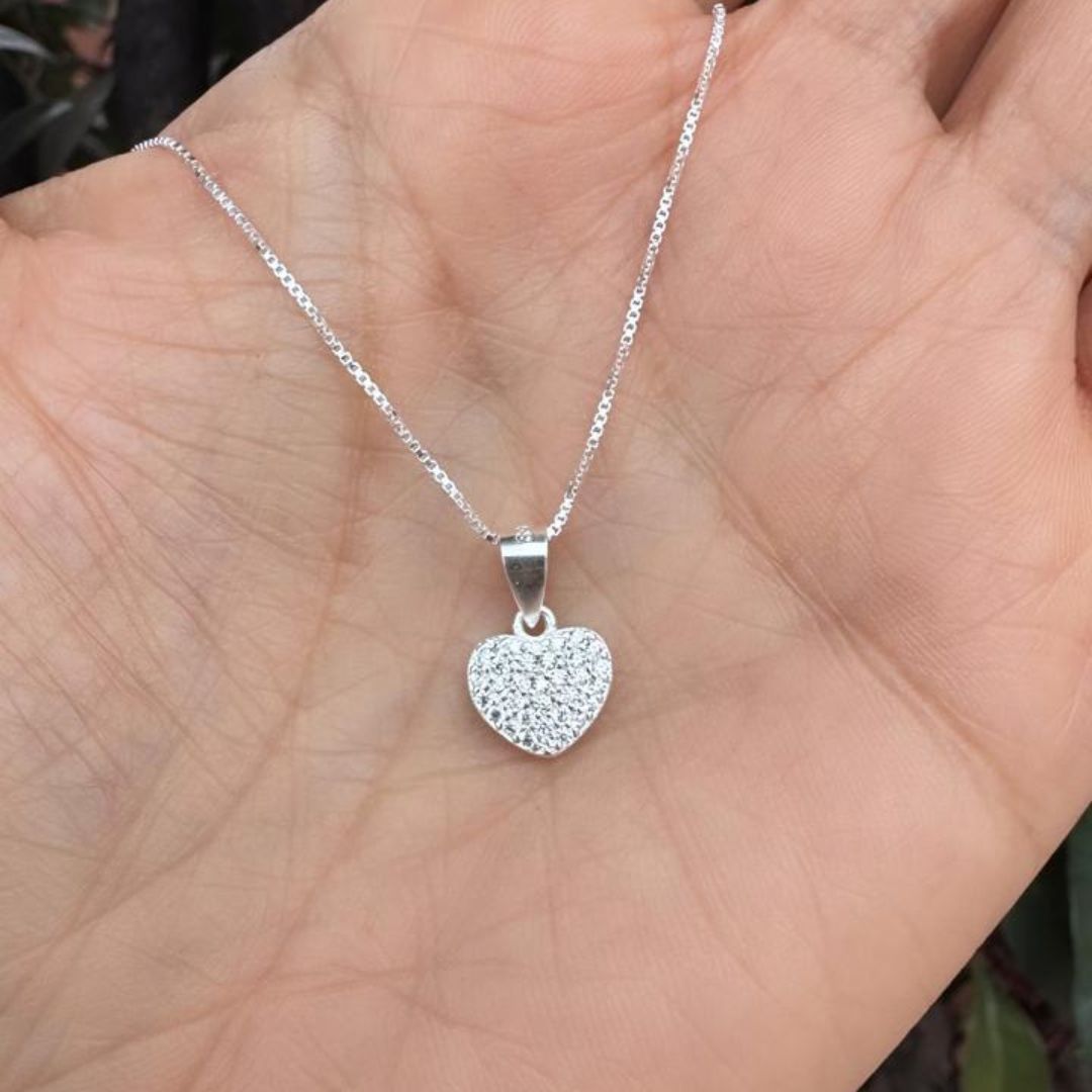 Cadena y dije corazón con circones