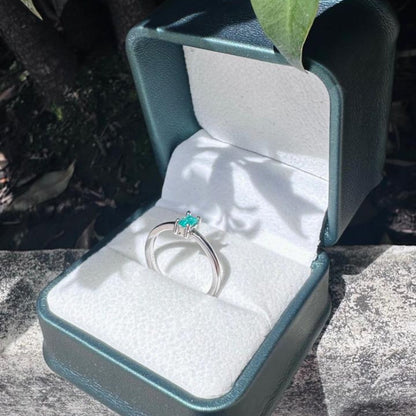 Anillo Esmeralda Baguette en Plata Rodinada