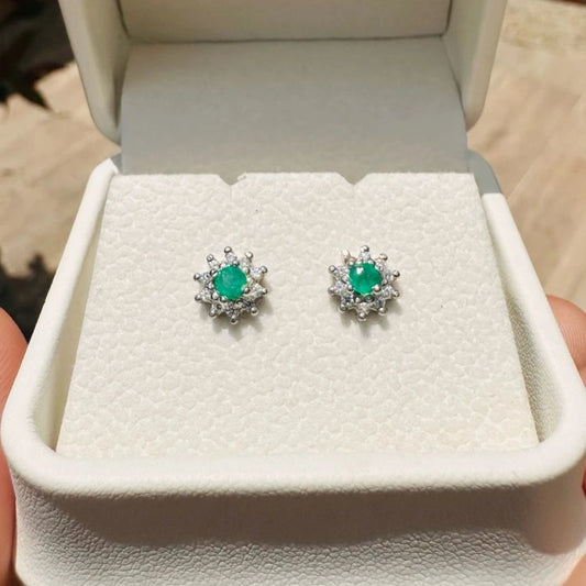 Esmeraldas Naturales 4mm Marquesa en Plata Rodinada