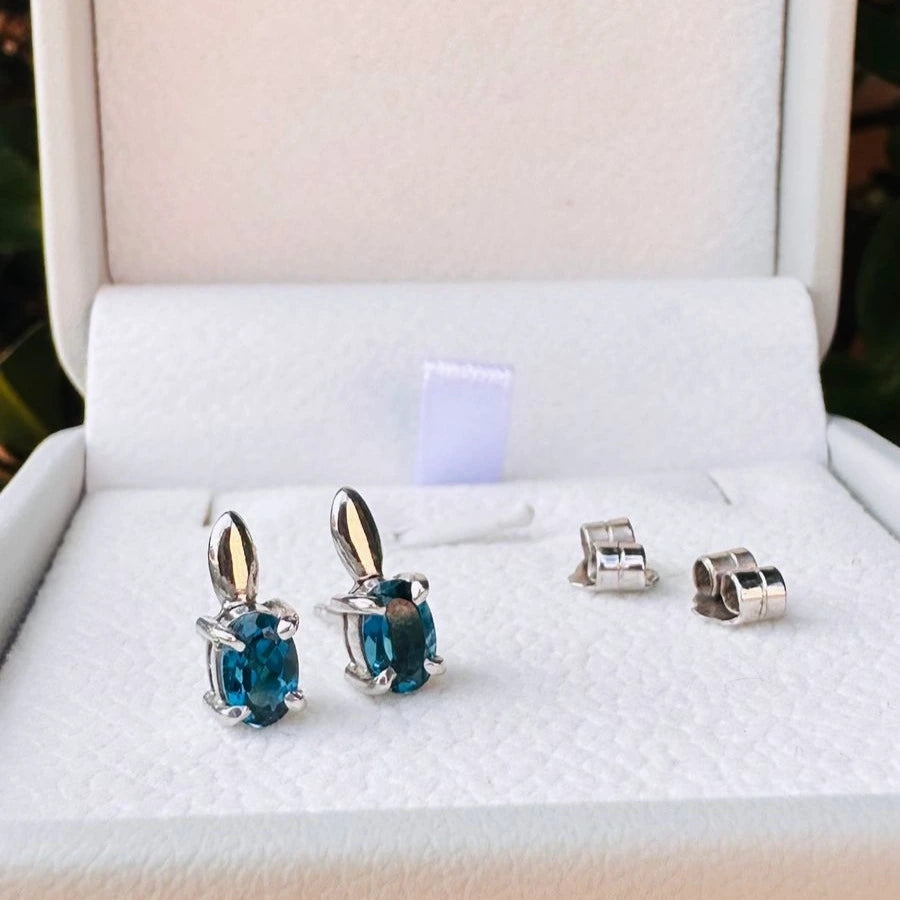 Topacio London Blue Natural en Plata Rodinada