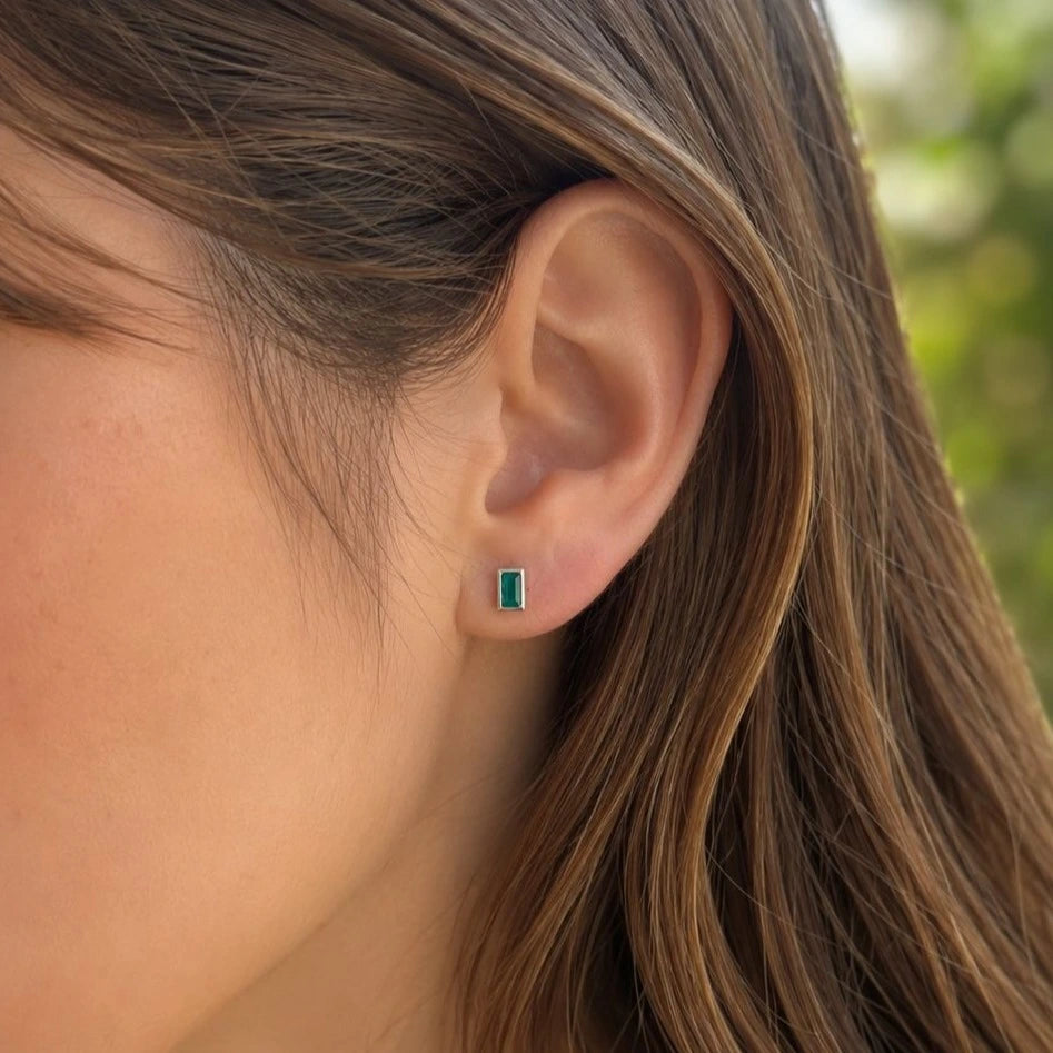 Esmeraldas Naturales Baguett 3.2x1.5 mm en Plata 950