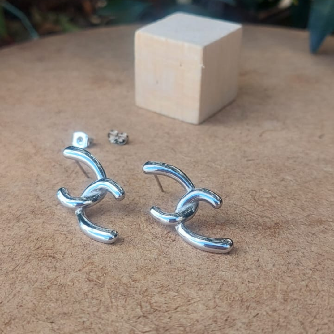 Aretes Nudo Plateado