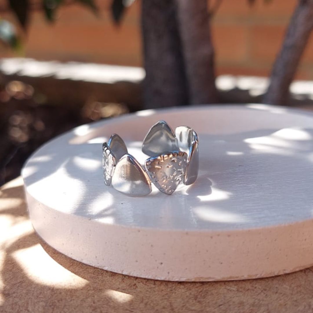 Anillo Triangulos Plateado